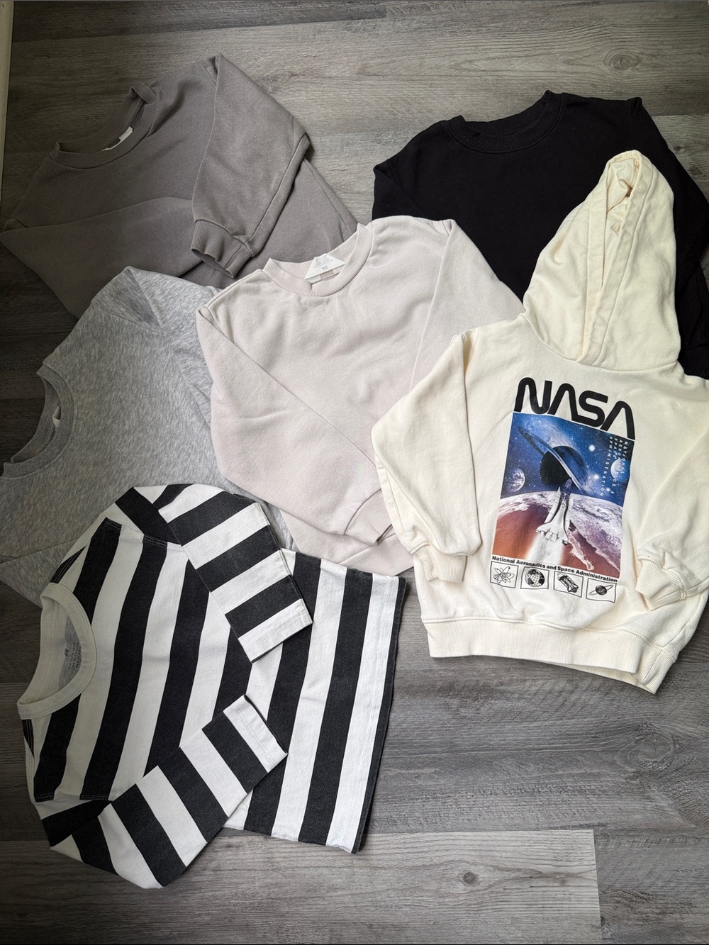 H&M KIDS SWEATSHIRT SHIRT BUNDLE!